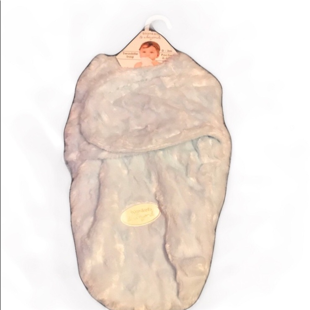 Blankets & Beyond Swaddle Bag